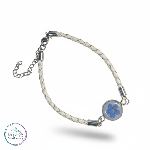 Bransoletka z niezapominajką w bieli