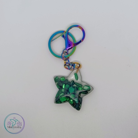 Gwiezdny brelok z zieloną muszlą