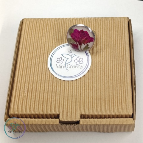 Duży pierścionek z kwiatem róży