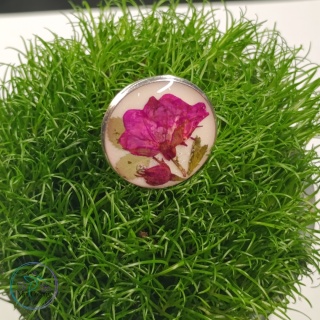 Duży pierścionek z kwiatem róży