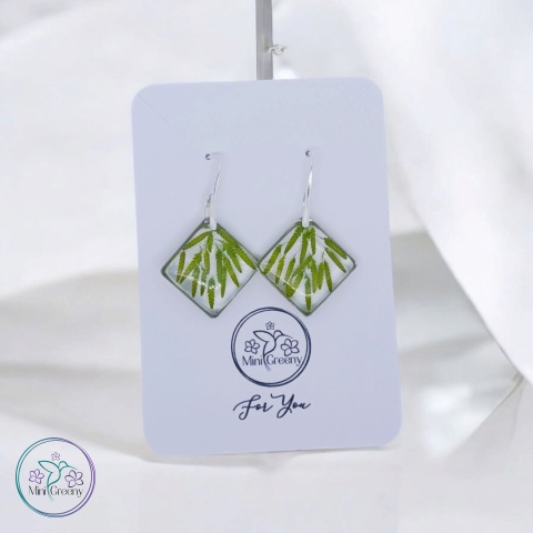 Kolczyki kwadraty z wiosenną trawą