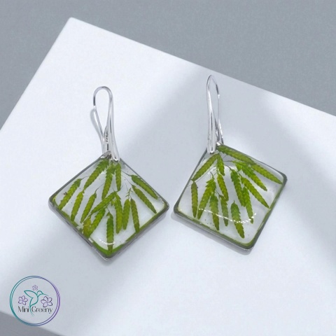 Kolczyki kwadraty z wiosenną trawą