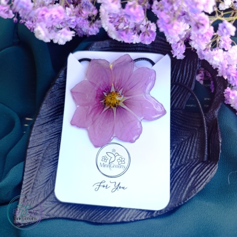 Wisior Różowy Kwiat kosmosu