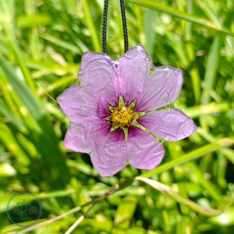 Wisior Różowy Kwiat kosmosu