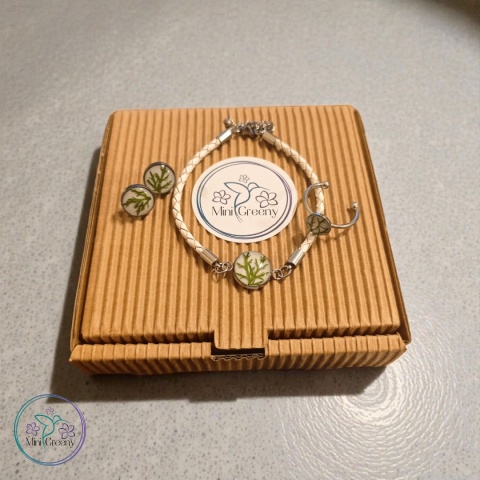 komplet biżuterii biel z zielenią